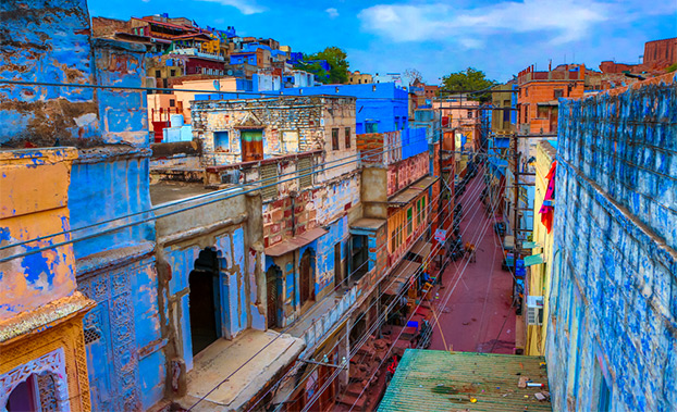 photo-play-capturing-the-beauty-of-jodhpur-s-blue-architecture-and-more