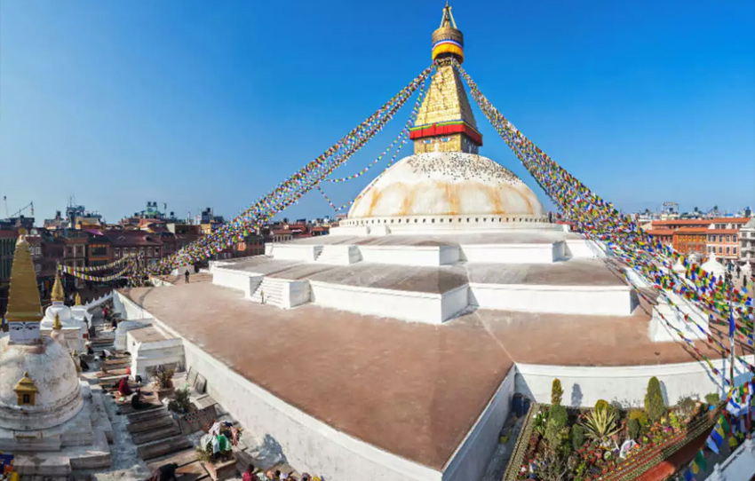 tour-of-boudhnath-stupa-in-kathmandu.jpg